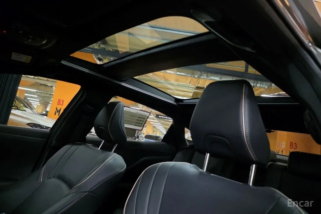 Toyota Crown 2023 2.4 4WD Dual Boost HYbrid