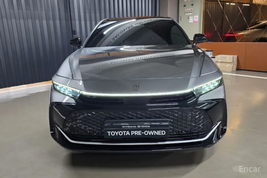 Toyota Crown 2023 2.4 4WD Dual Boost HYbrid