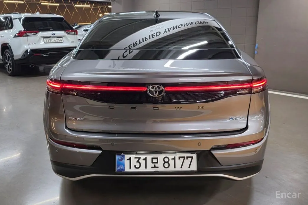 Toyota Crown 2023 2.4 4WD Dual Boost HYbrid
