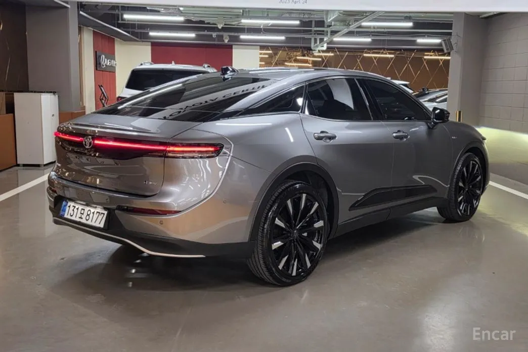 Toyota Crown 2023 2.4 4WD Dual Boost HYbrid