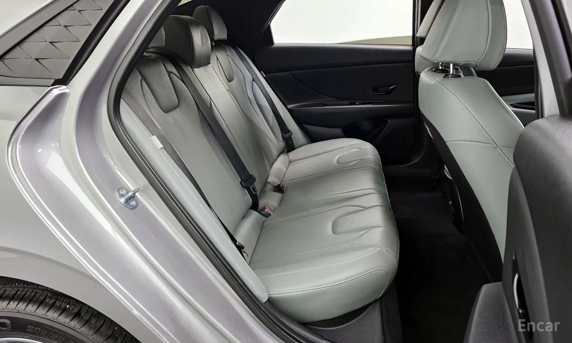 Hyundai Avante 2023 1.6