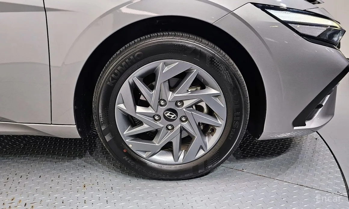 Hyundai Avante 2023 1.6