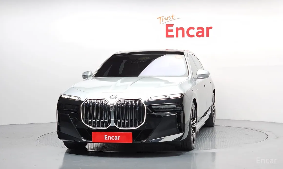 BMW i7 2022 xDrive 60 M sport