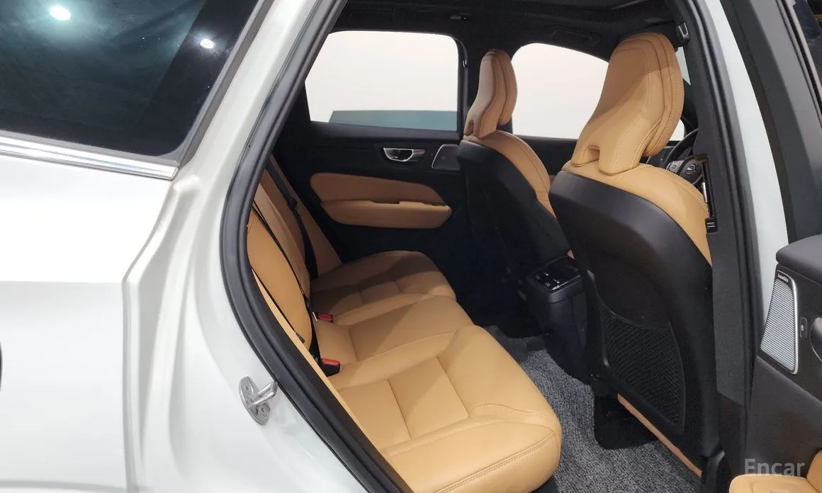 Volvo XC60 2017 B6 Ultimate Bright