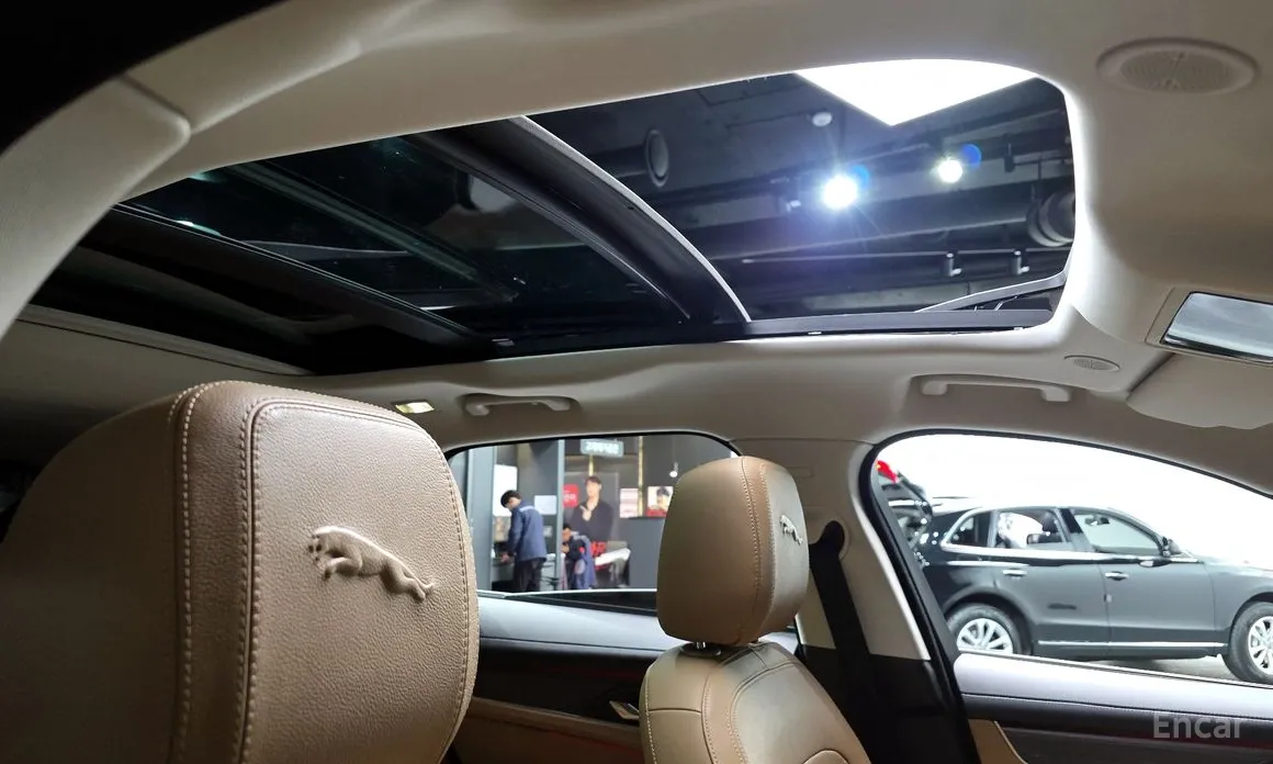 Jaguar F-Pace 2016 D200 SE