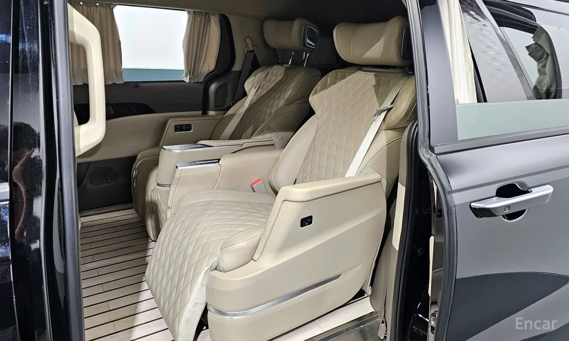Kia Carnival 2023 Gasoline 9-Seater Gravity