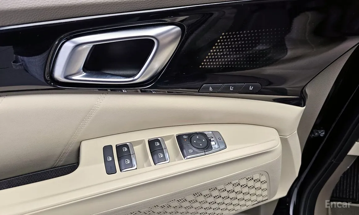 Kia Carnival 2023 Gasoline 9-Seater Gravity