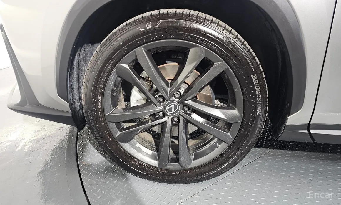 Lexus NX 2022 Premium