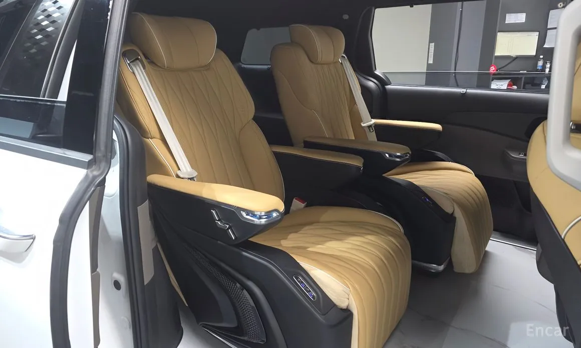 Kia Carnival 2023 Gasoline 9-Seater Hi Limousine (7-seater Limousine(Special vehicle)