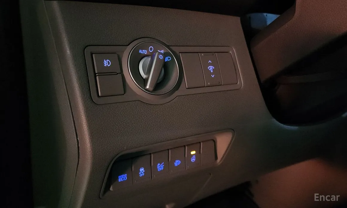 Hyundai Solati 2015 15-seater