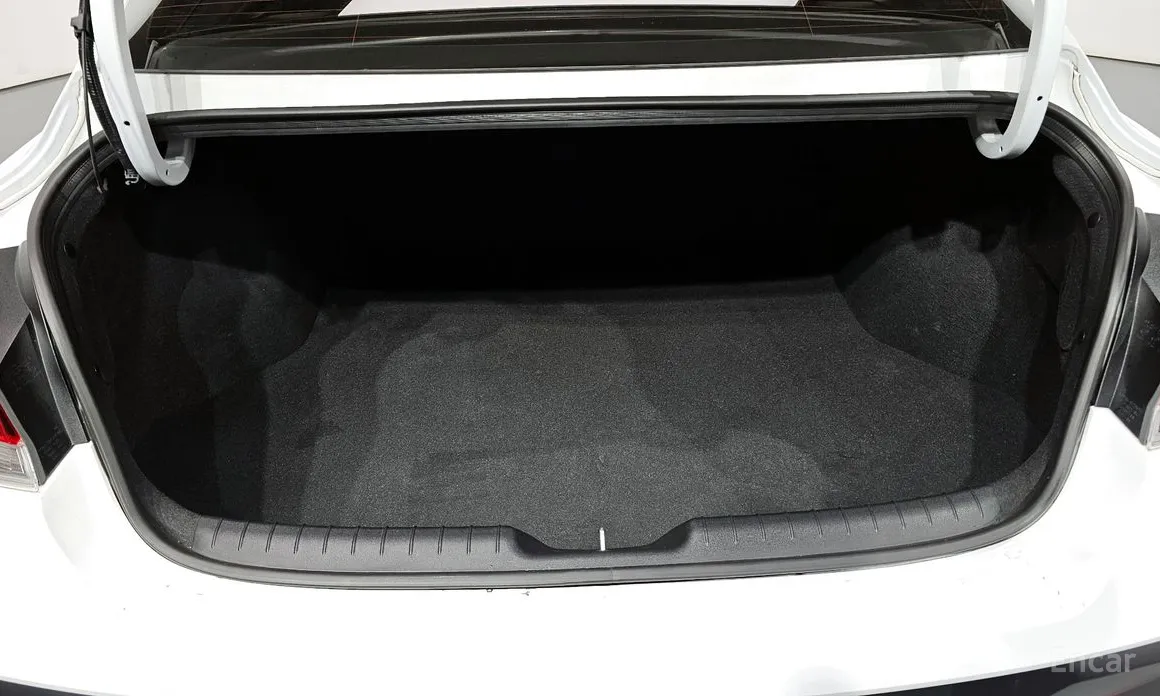 Hyundai Avante 2023 1.6