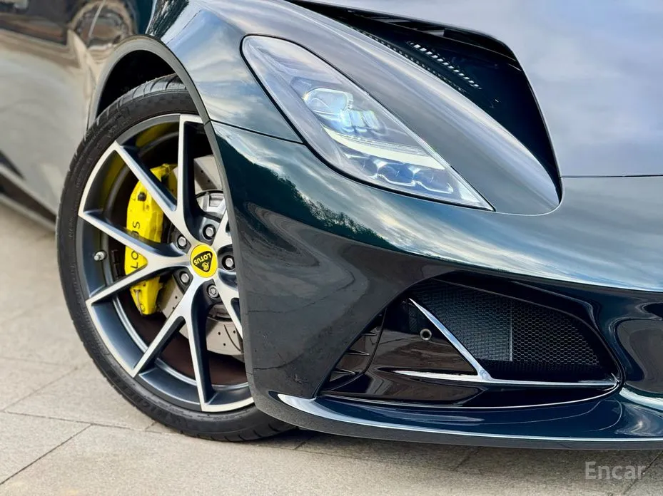Lotus Emira 2021 3.5