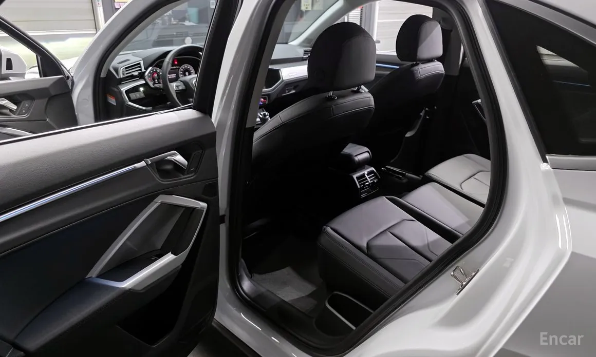 Audi Q3 2018 40 TFSI Quattro