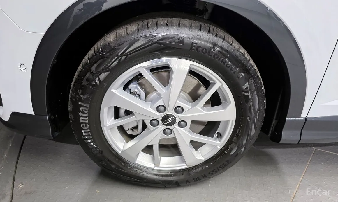 Audi Q3 2018 40 TFSI Quattro