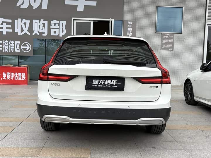 Volvo V90 2022 2022款 Cross Country B5 AWD 智远版