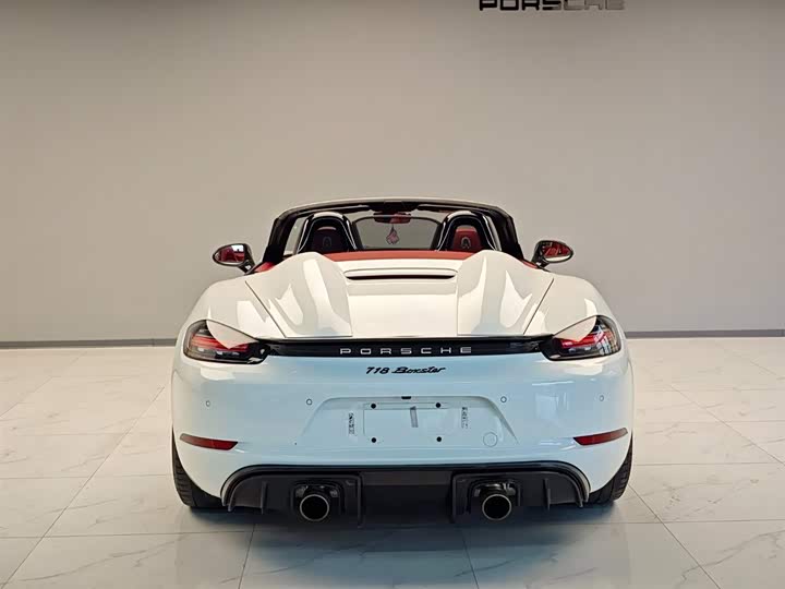 2023 Porsche 718