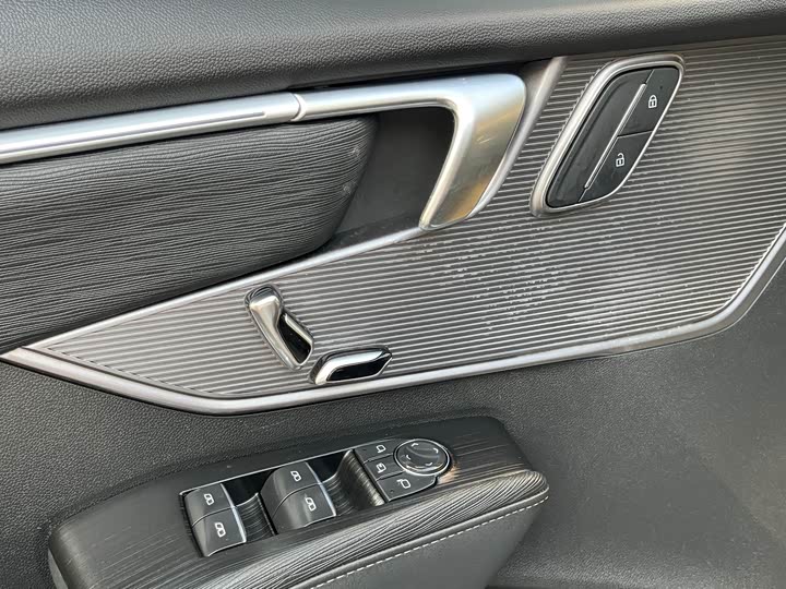 Buick LaCrosse 2024 2024款 28T 越尊版