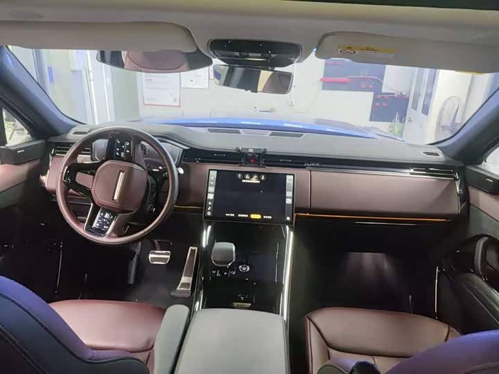 Land Rover Range Rover Sport 2024 2024款 400PS Dynamic SE