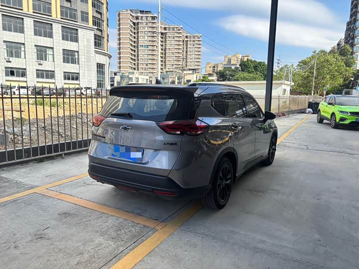 Chevrolet Orlando 2020 2020款 轻混 Redline 530T 自动纵享版（5+2款）