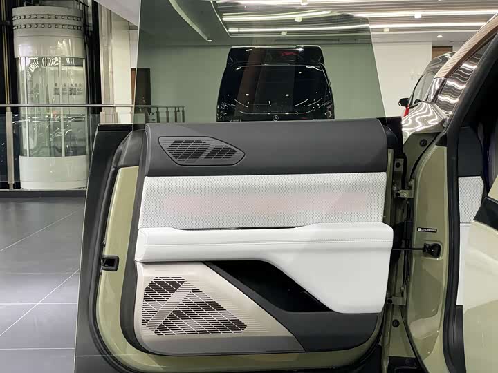 HiPhi Z 2023 2023款 四座版