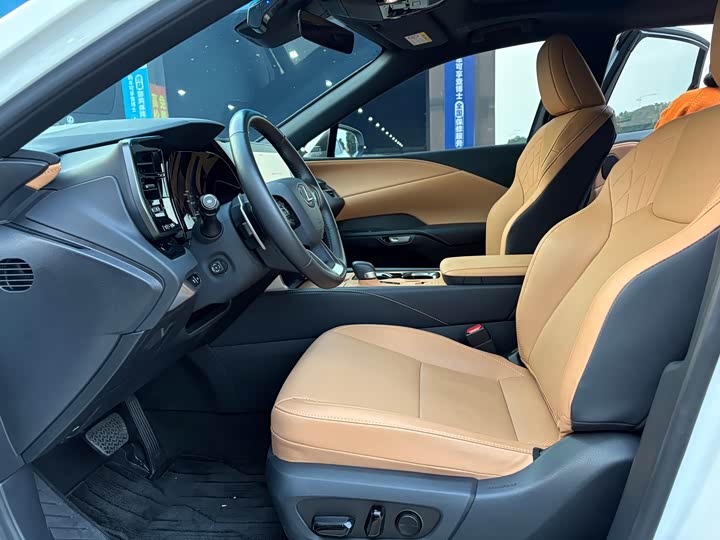 Lexus RX 2025 2025款 300 四驱骏享版