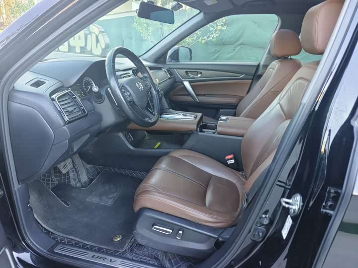 Honda UR-V 2020 2020款 370TURBO 两驱尊雅版