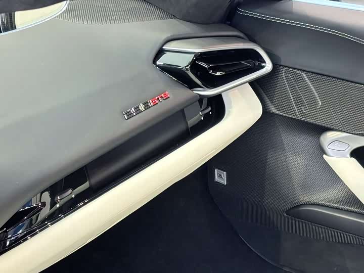 Ferrari 296 2022 2022款 3.0T V6 GTS