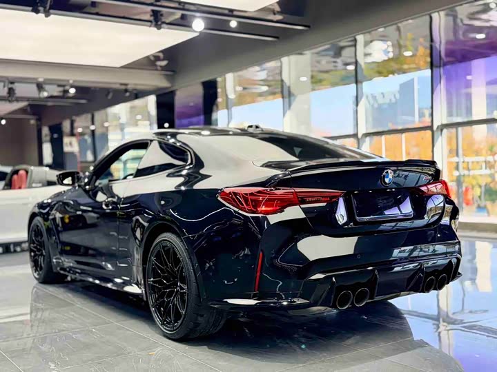 2024 BMW M4