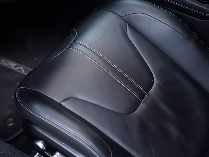 Lotus Emira 2021 2021款 2.0T DCT First Edition