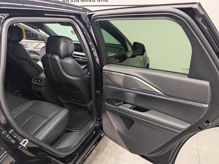 Cadillac XT5 2025 2025款 2.0T 尊贵型