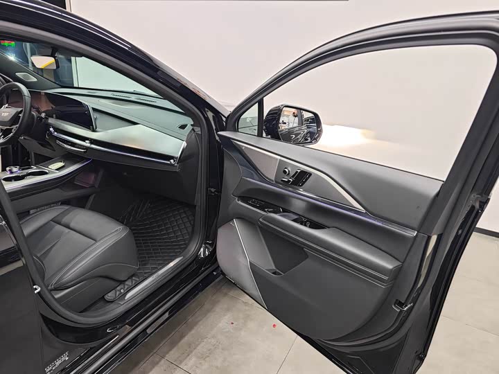 Cadillac XT5 2025 2025款 2.0T 尊贵型