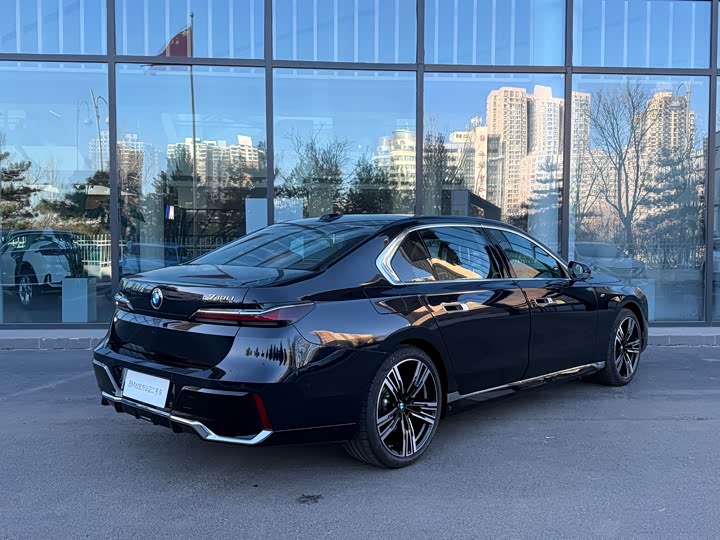 BMW 7 Series 2023 2023款 740Li 尊享型 M运动套装