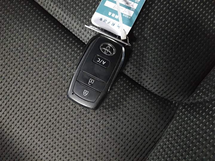 Toyota bZ4X 2022 2022款 两驱长续航JOY版