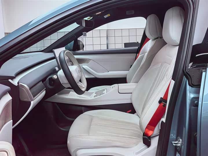 Nio Onvo L60 2024 2024款 60kWh 四驱版