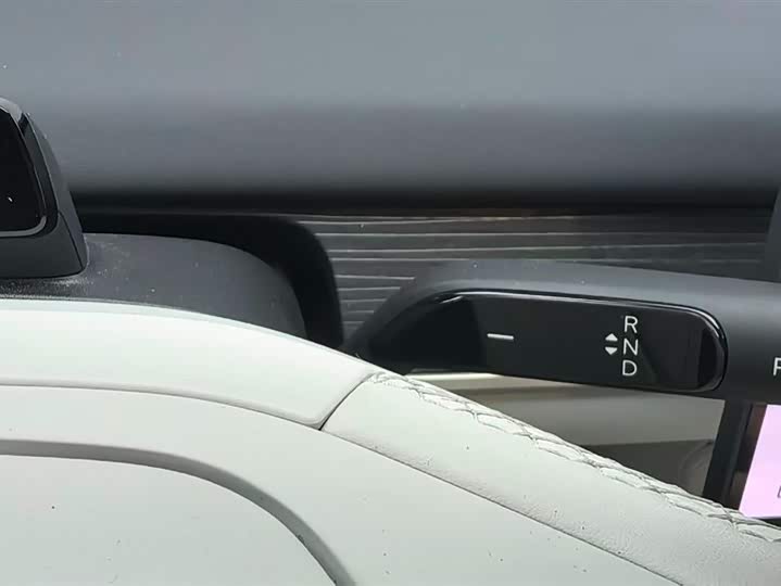 Nio Onvo L60 2024 2024款 60kWh 四驱版