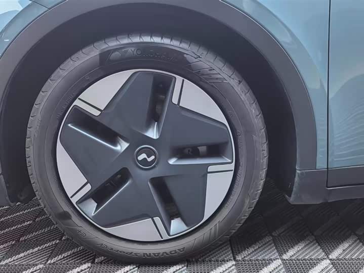 Nio Onvo L60 2024 2024款 60kWh 四驱版