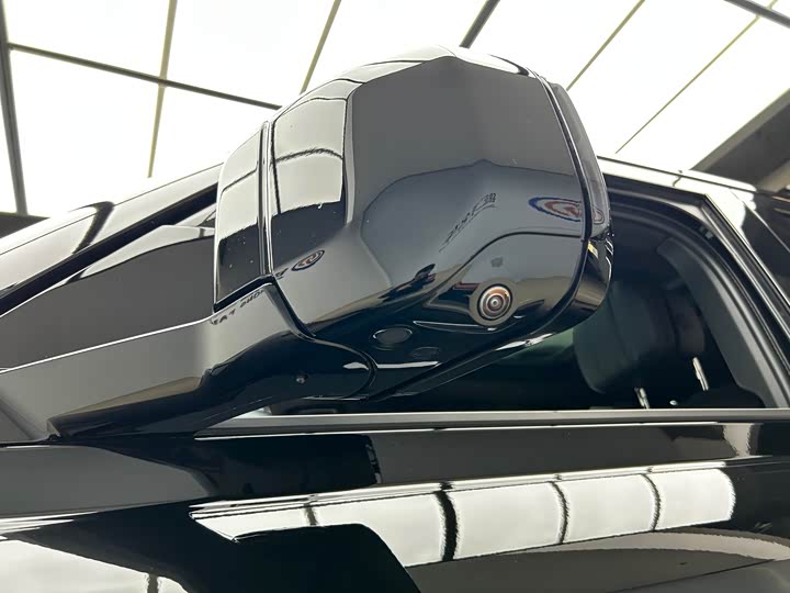 Land Rover Defender 2025 2025款 110 3.0T P400 X-Dynamic HSE