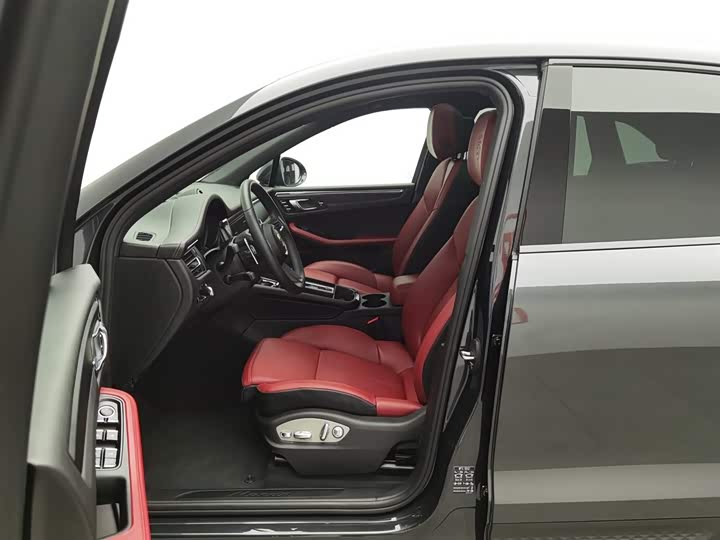 Porsche Macan 2025 2025款 Macan 2.0T 逐梦版