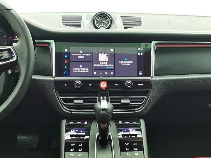 Porsche Macan 2025 2025款 Macan 2.0T 逐梦版