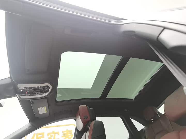 Porsche Macan 2025 2025款 Macan 2.0T 逐梦版