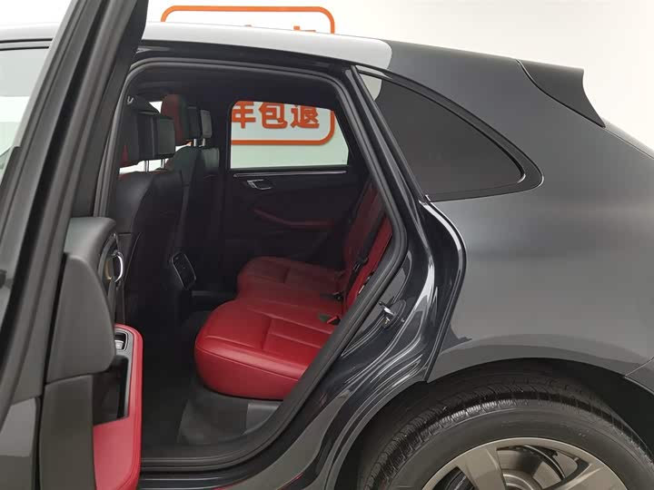 Porsche Macan 2025 2025款 Macan 2.0T 逐梦版