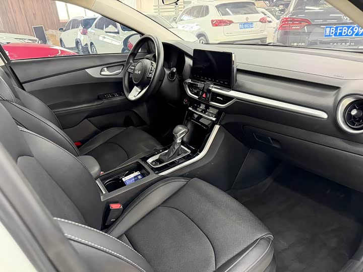 Kia K3 2021 2021款 改款 1.5L CVT时尚版