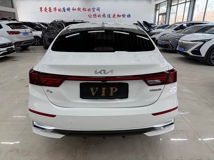Kia K3 2021 2021款 改款 1.5L CVT时尚版