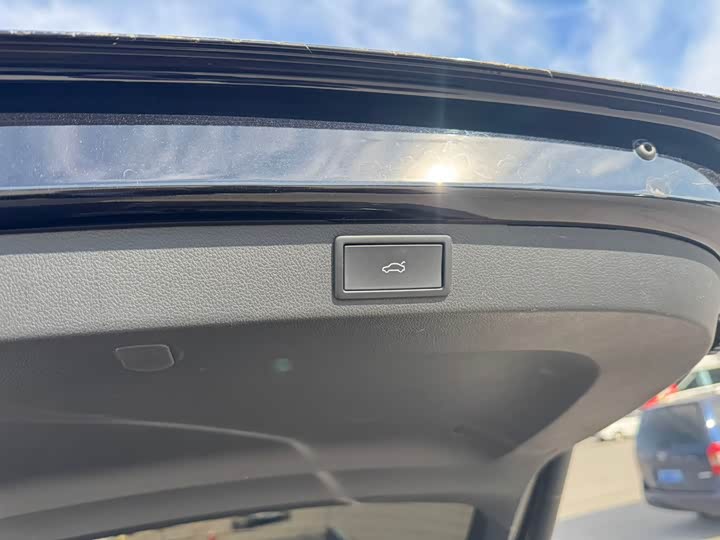 Skoda Karoq 2022 2022款 TSI280 智曜版