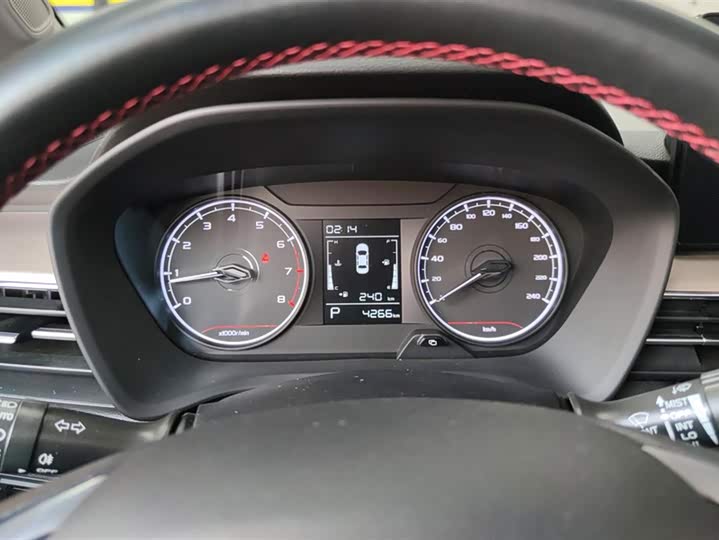 Geely Vision X3 2021 2021款 PRO 1.5L CVT尊贵型