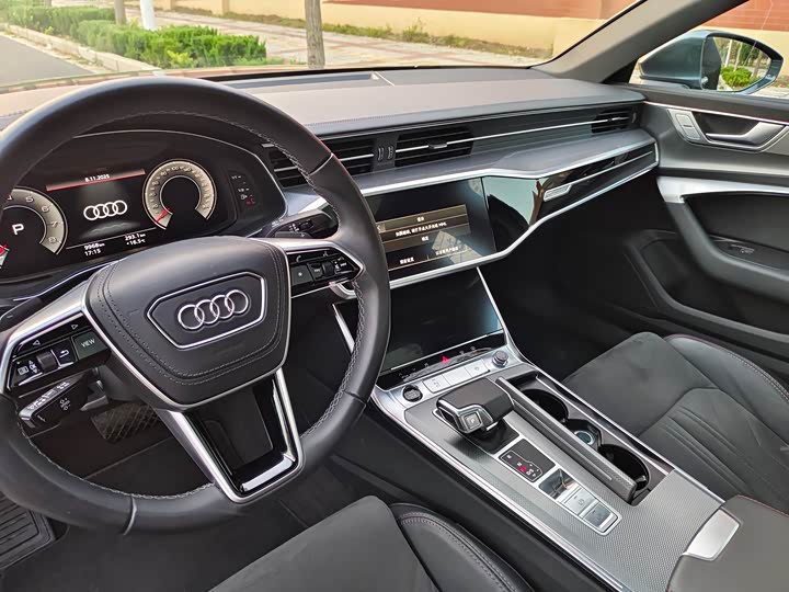 Audi A6L 2024 2024款 45 TFSI 臻选动感型