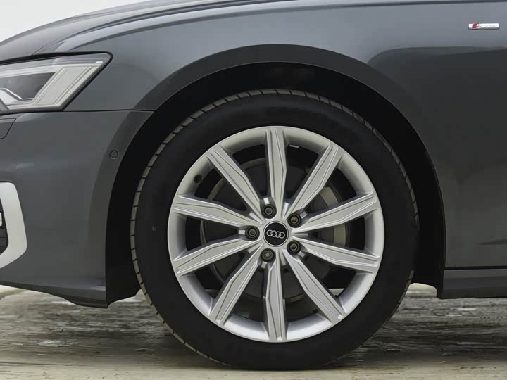 Audi A6L 2024 2024款 45 TFSI 臻选动感型