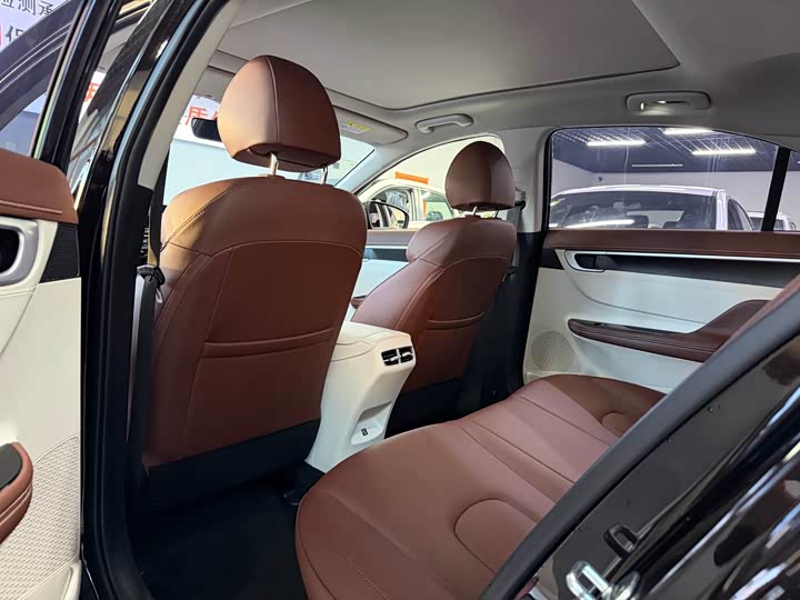 Hyundai Mistra 2021 2021款 270TGDi DCT TOP旗舰版