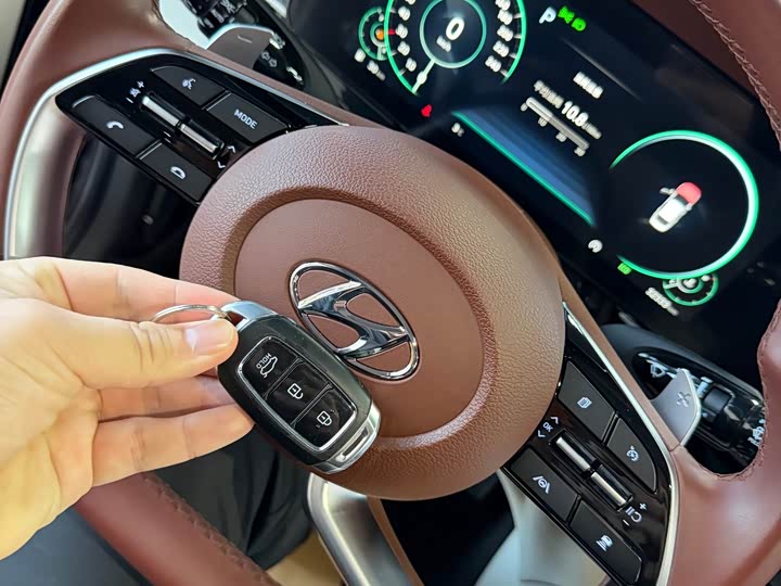 Hyundai Mistra 2021 2021款 270TGDi DCT TOP旗舰版