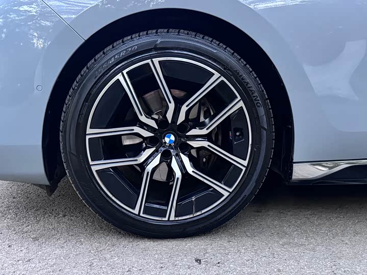 BMW 7 Series 2023 2023款 735Li M运动套装